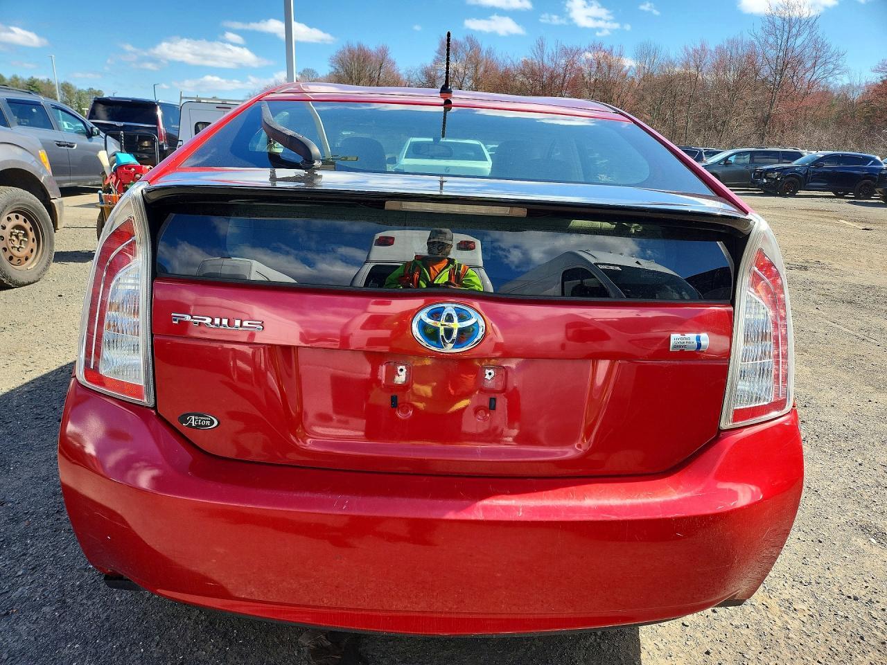 2012 Toyota Prius Two - Фото 6