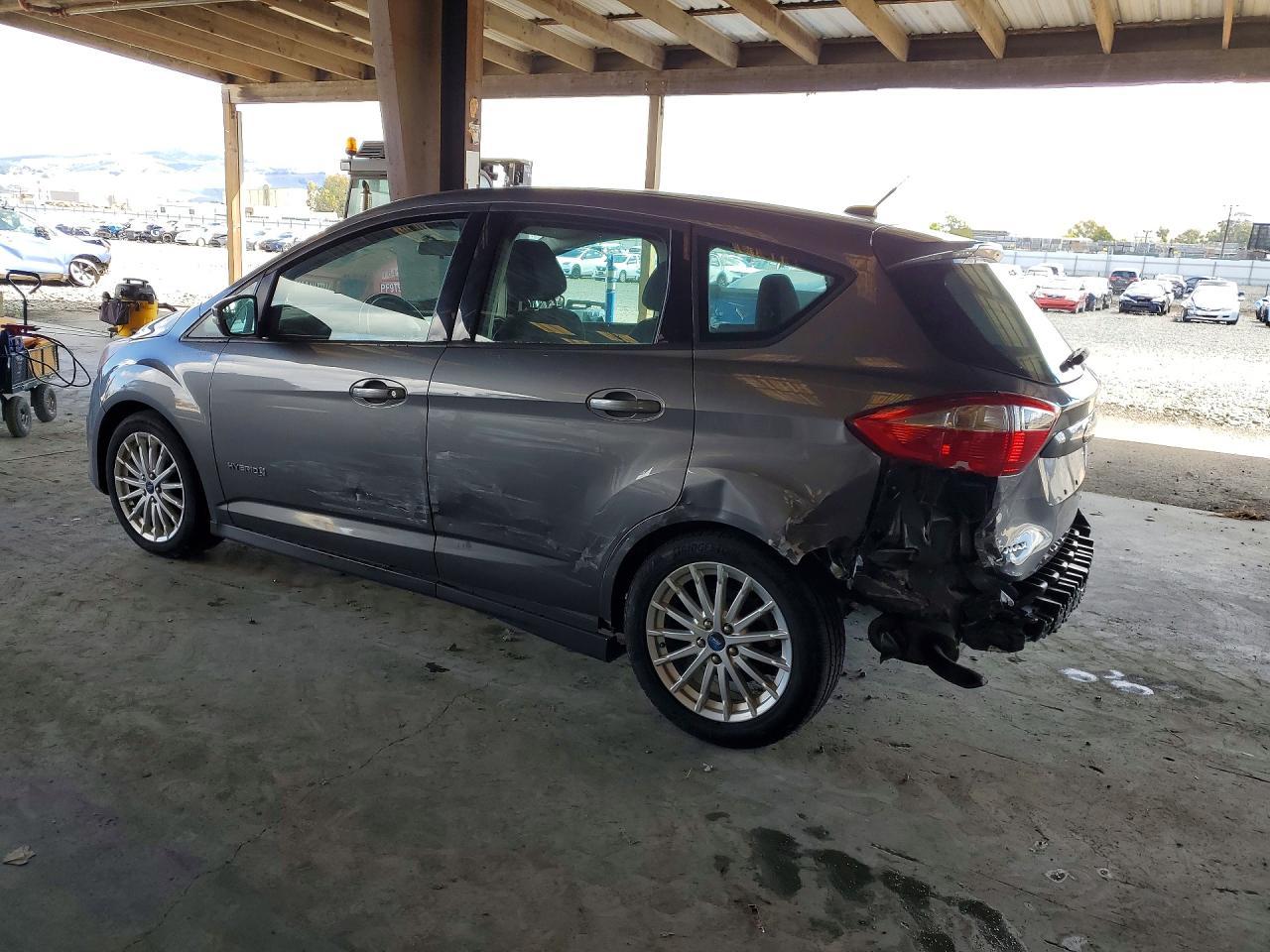 2013 Ford C-Max Se - Фото 2