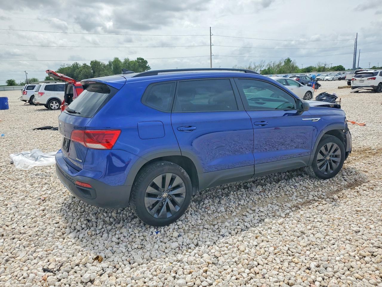 2023 Volkswagen Taos S - Фото 3