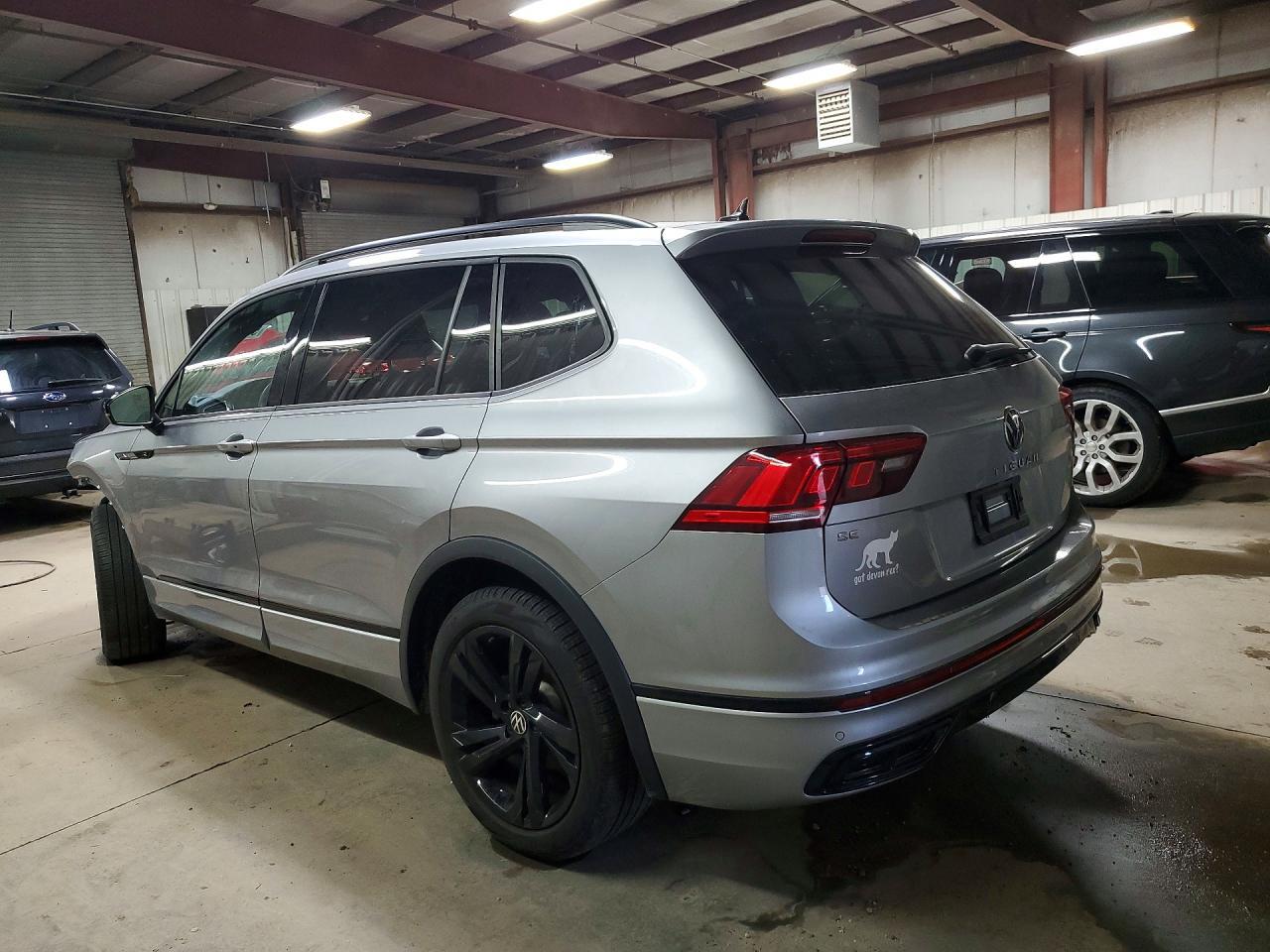 2024 Volkswagen Tiguan Se R-Line Black - Фото 2