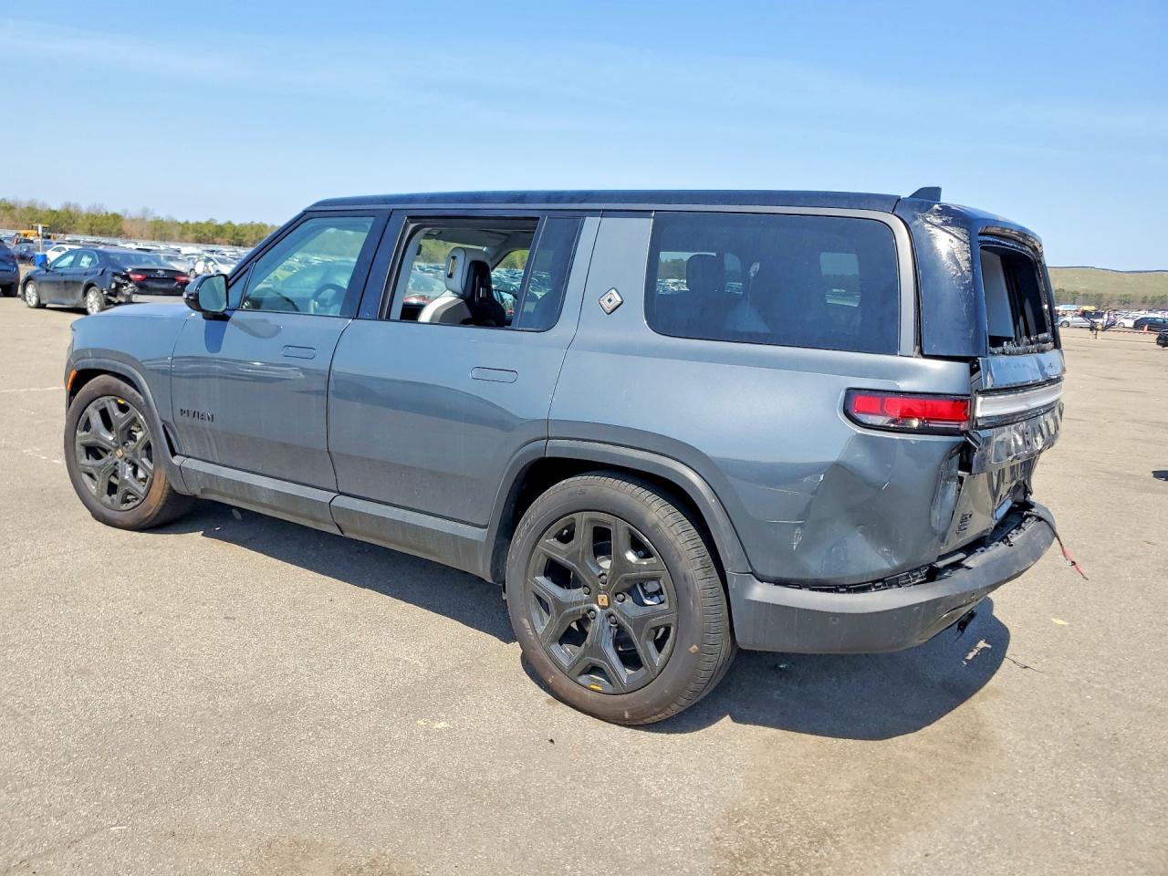 2025 Rivian R1S Adventure - Image 2