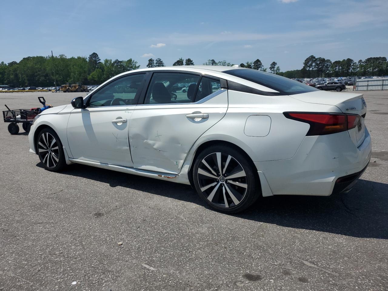 2020 Nissan Altima Sr - Фото 2