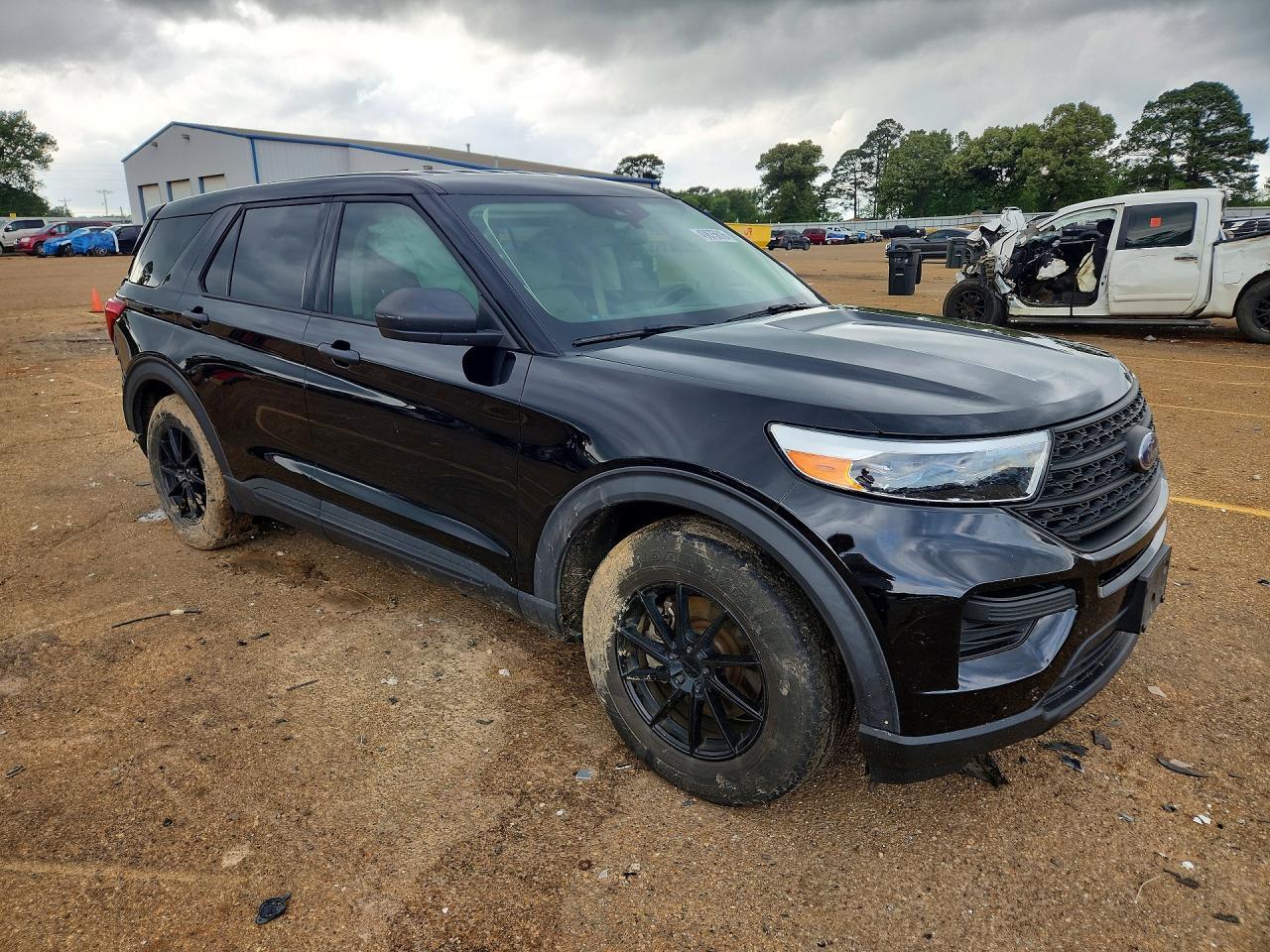 2020 Ford Explorer - Image 4