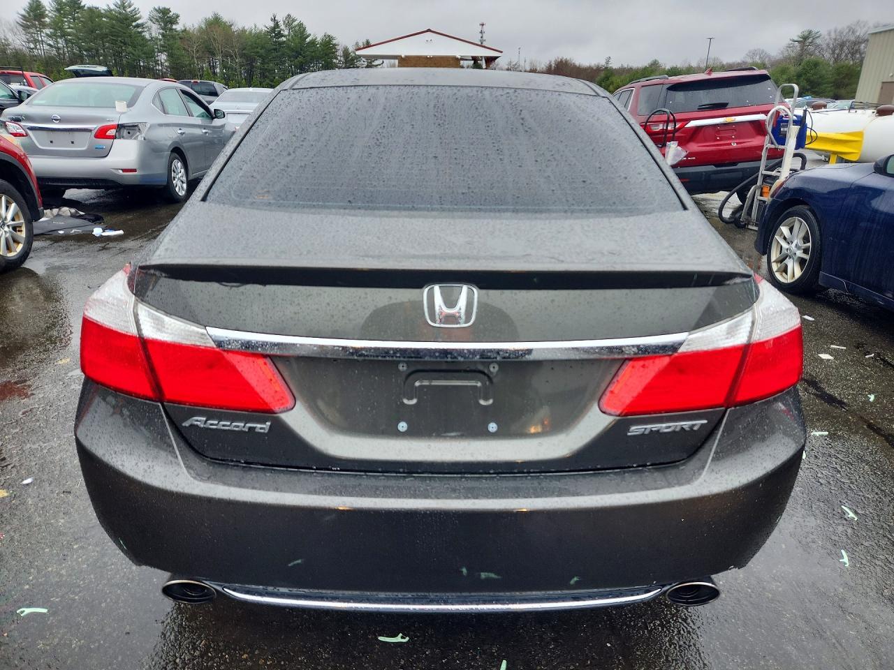 2015 Honda Accord Sport - Image 6