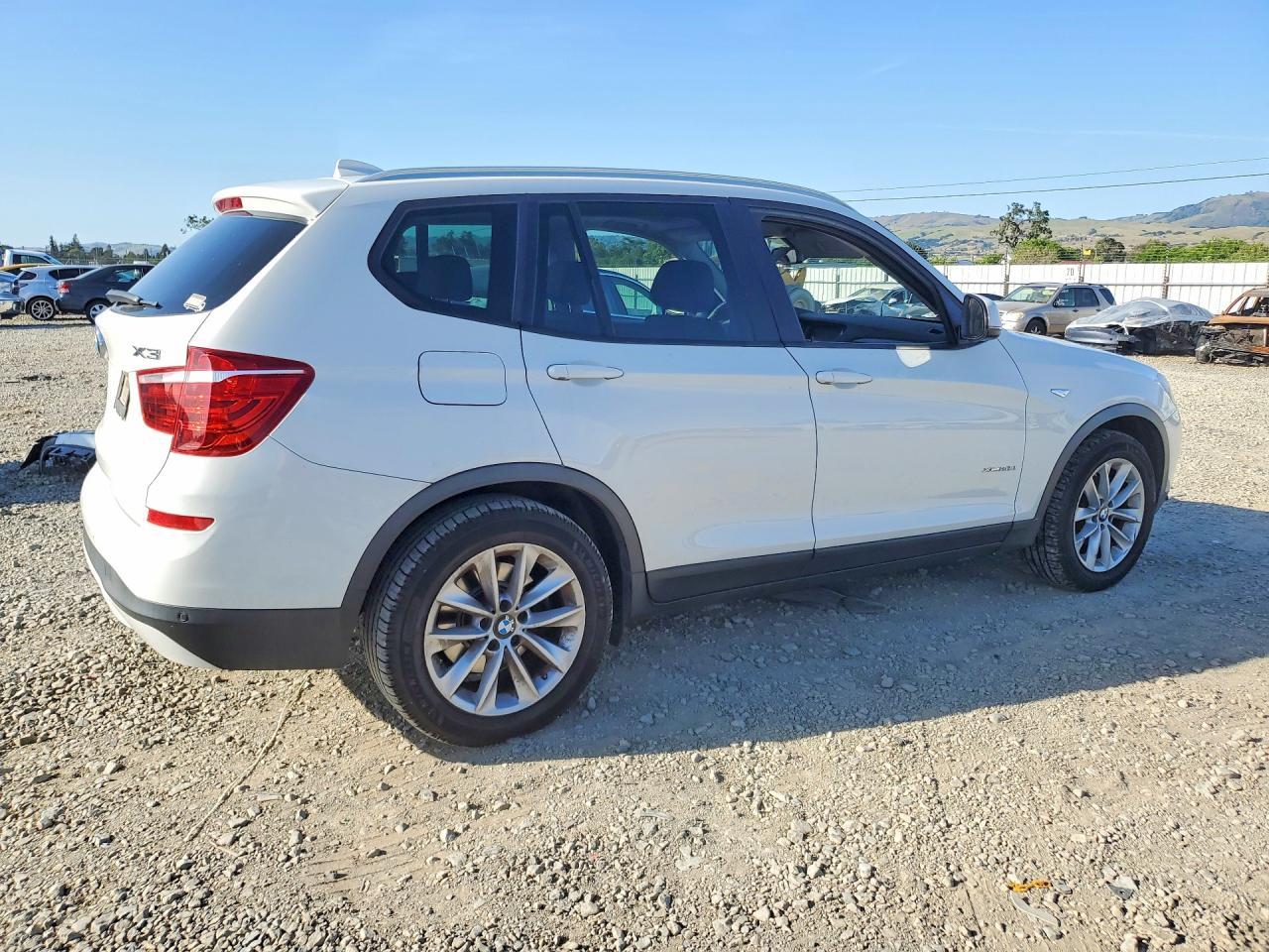 2015 BMW X3 xDrive28D - Фото 3