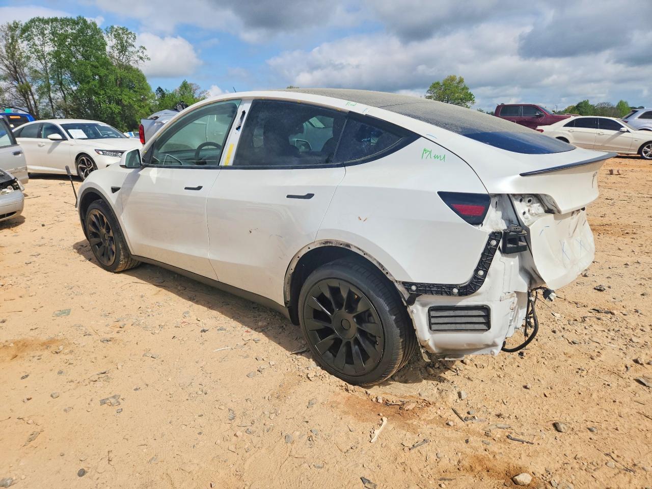 2023 Tesla Model Y - Image 2