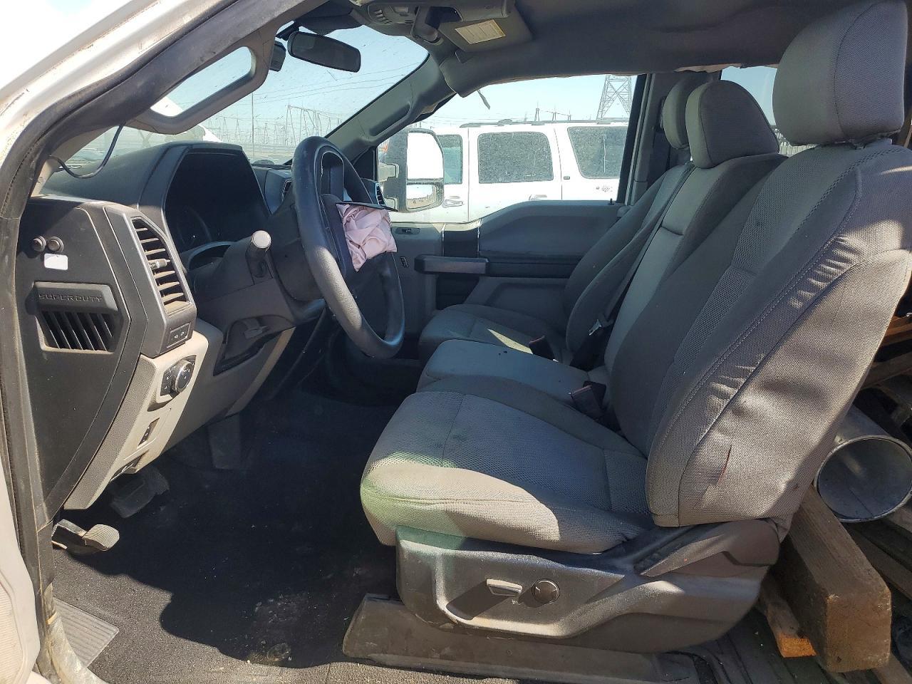 2020 Ford F250 Super Duty - Image 7