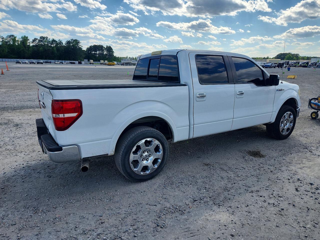 2011 Ford F150 Supercrew - Image 3