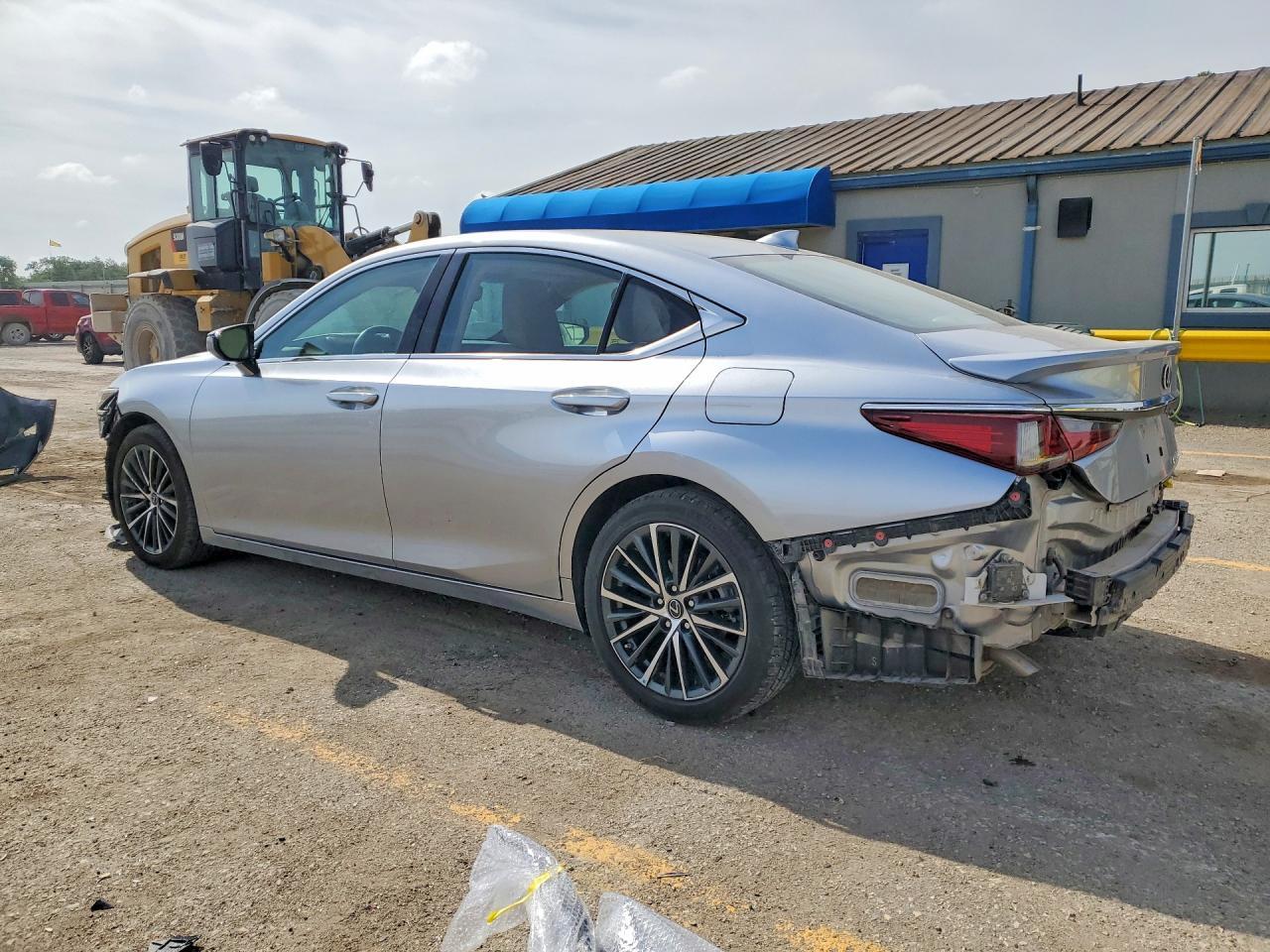 2024 Lexus Es 300H Base - Фото 2