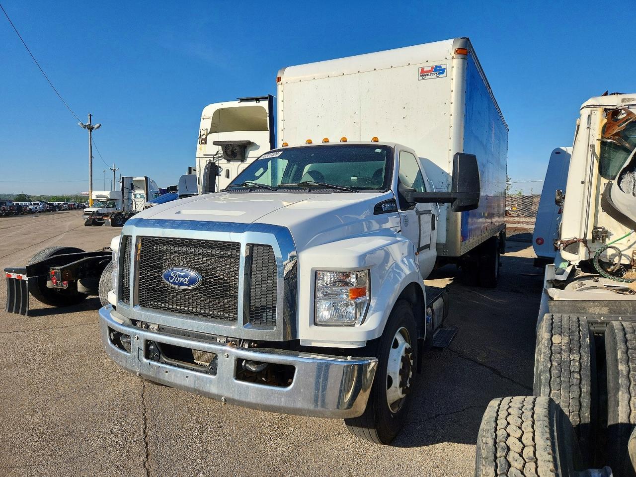 2019 Ford F650 Super Duty - Фото 2