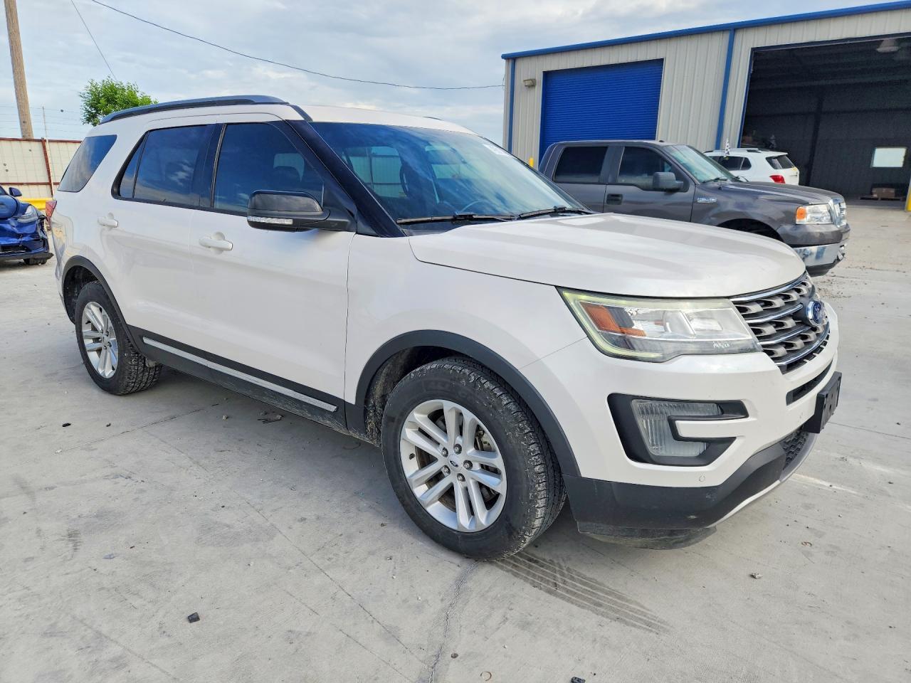 2016 Ford Explorer Xlt - Фото 4