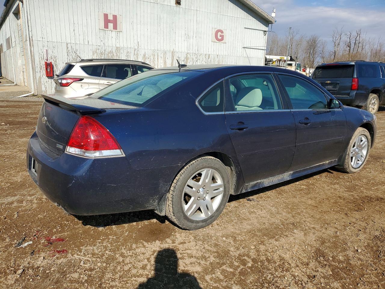 2012 Chevrolet Impala Lt - Image 3