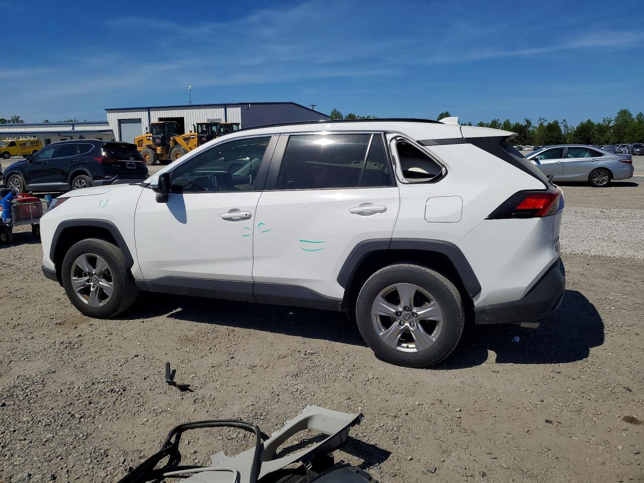 2023 Toyota Rav4 Xle - Фото 2