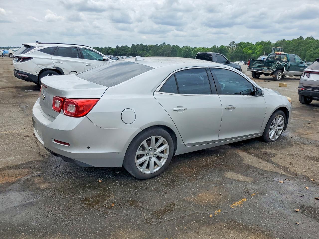 2013 Chevrolet Malibu Ltz - Image 3