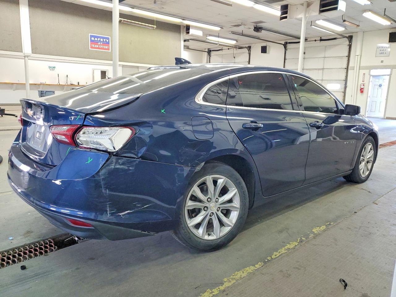 2020 Chevrolet Malibu Lt - Image 3