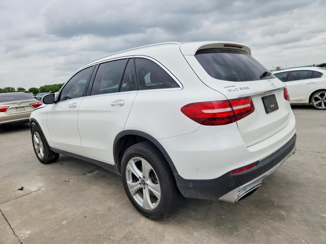 2018 Mercedes-Benz Glc 300 - Фото 2