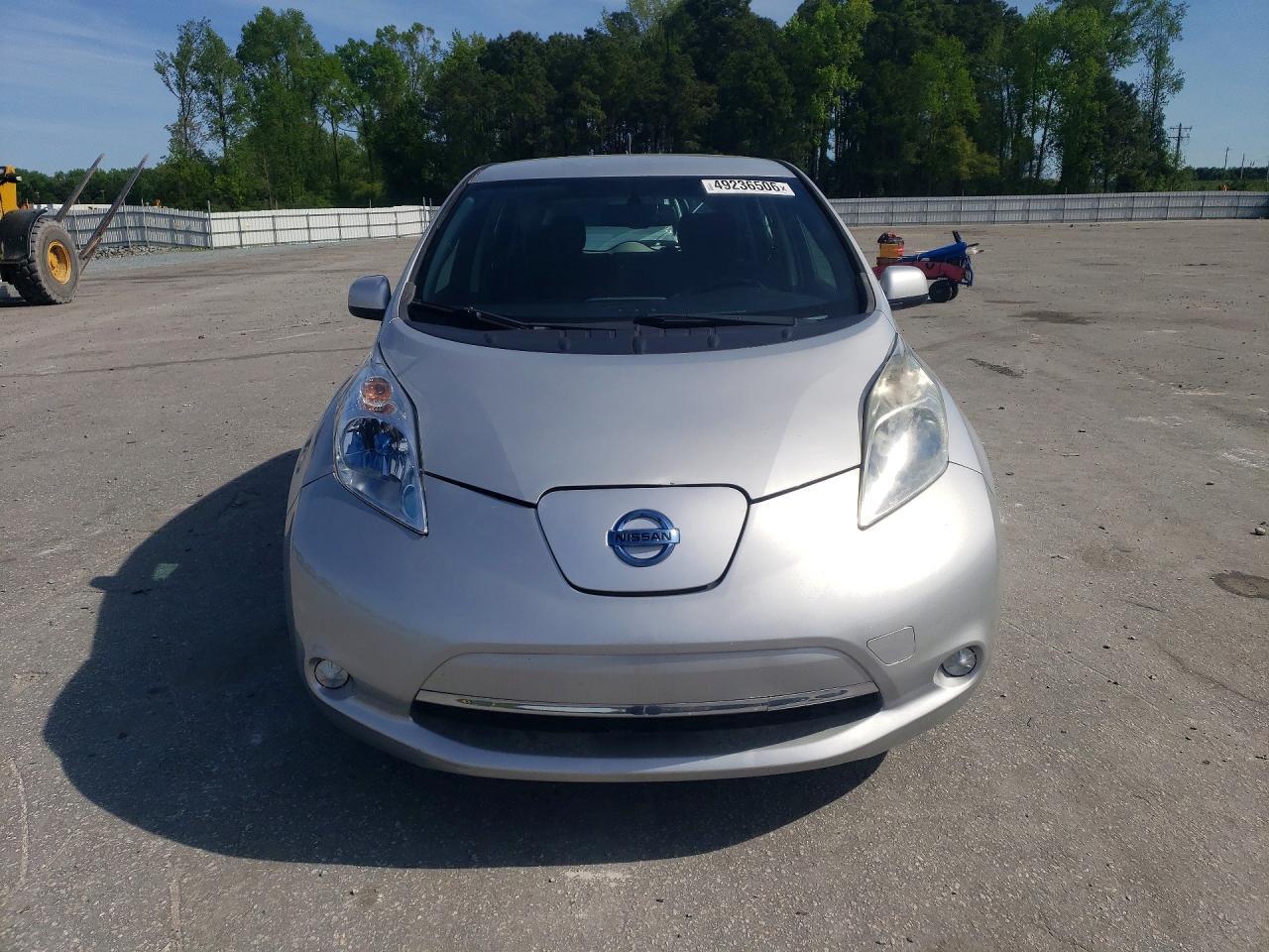 2013 Nissan Leaf S - Фото 5