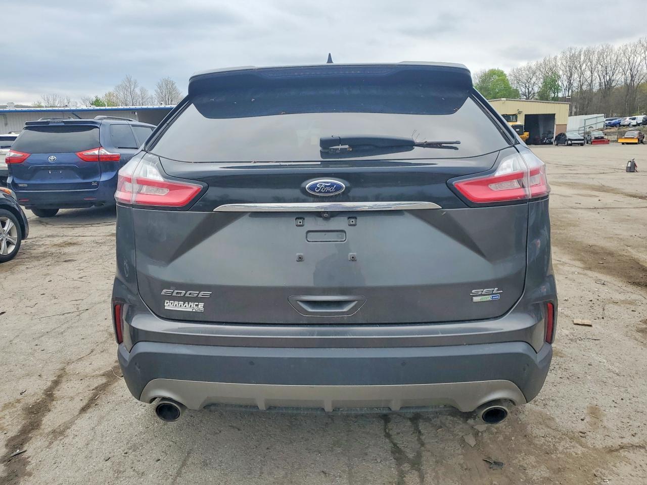 2019 Ford Edge Sel - Image 6
