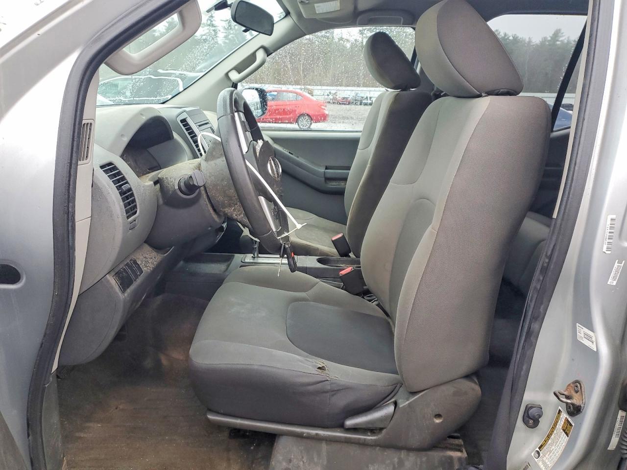 2014 Nissan Xterra X - Image 7