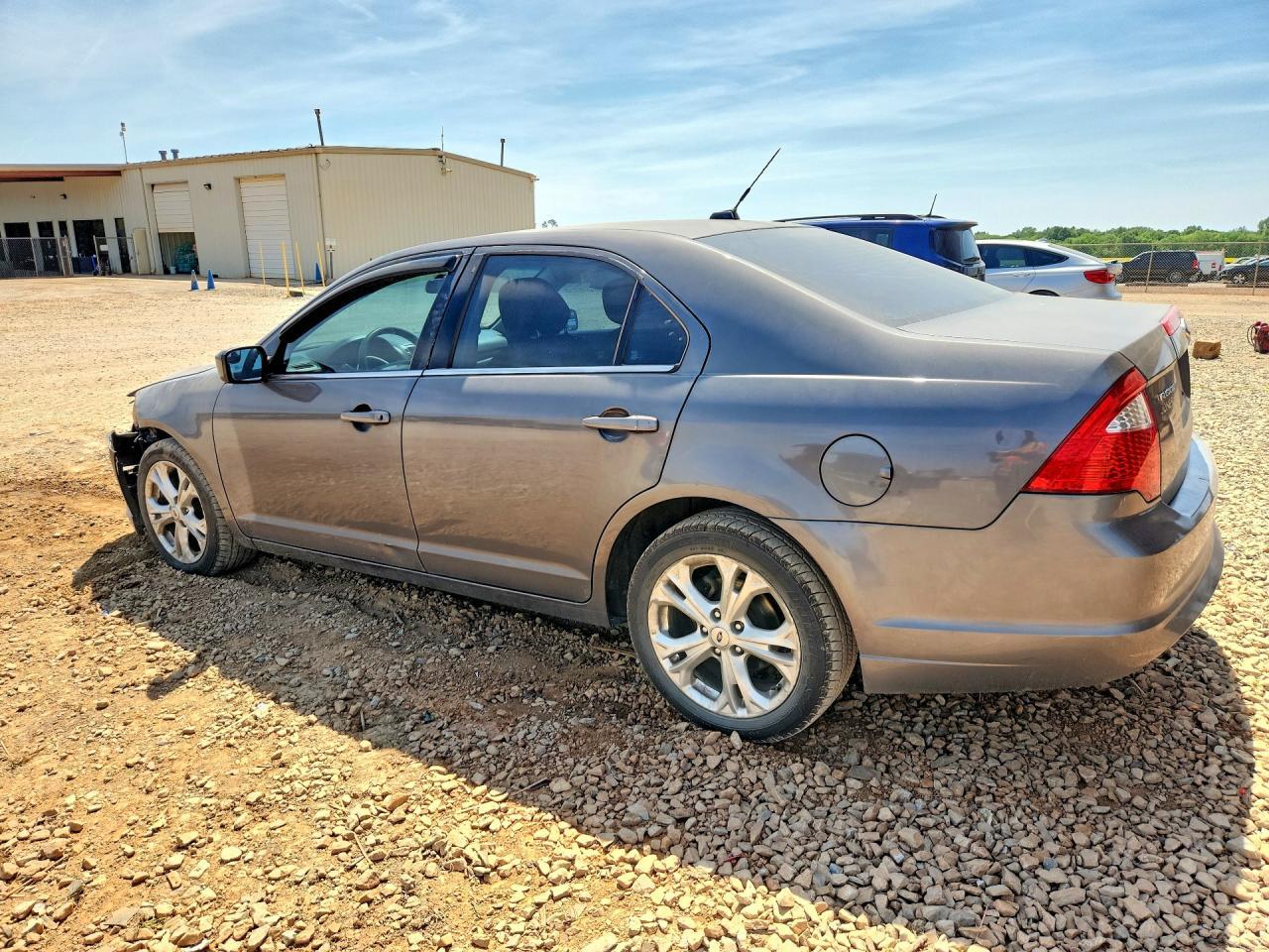 2012 Ford Fusion Se - Image 2