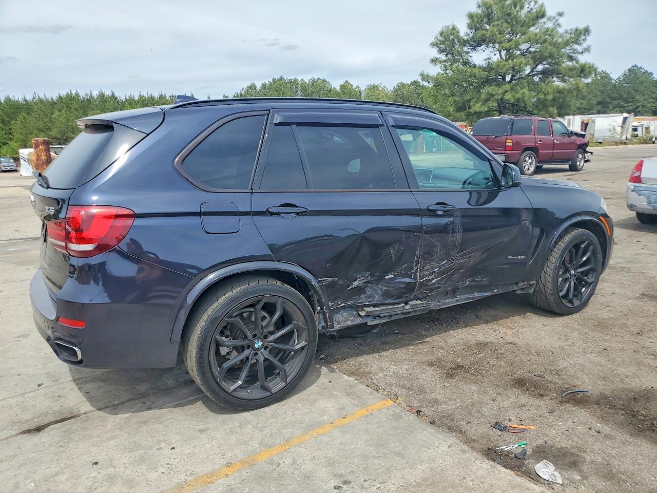 2016 BMW X5 xDrive35I - Фото 3