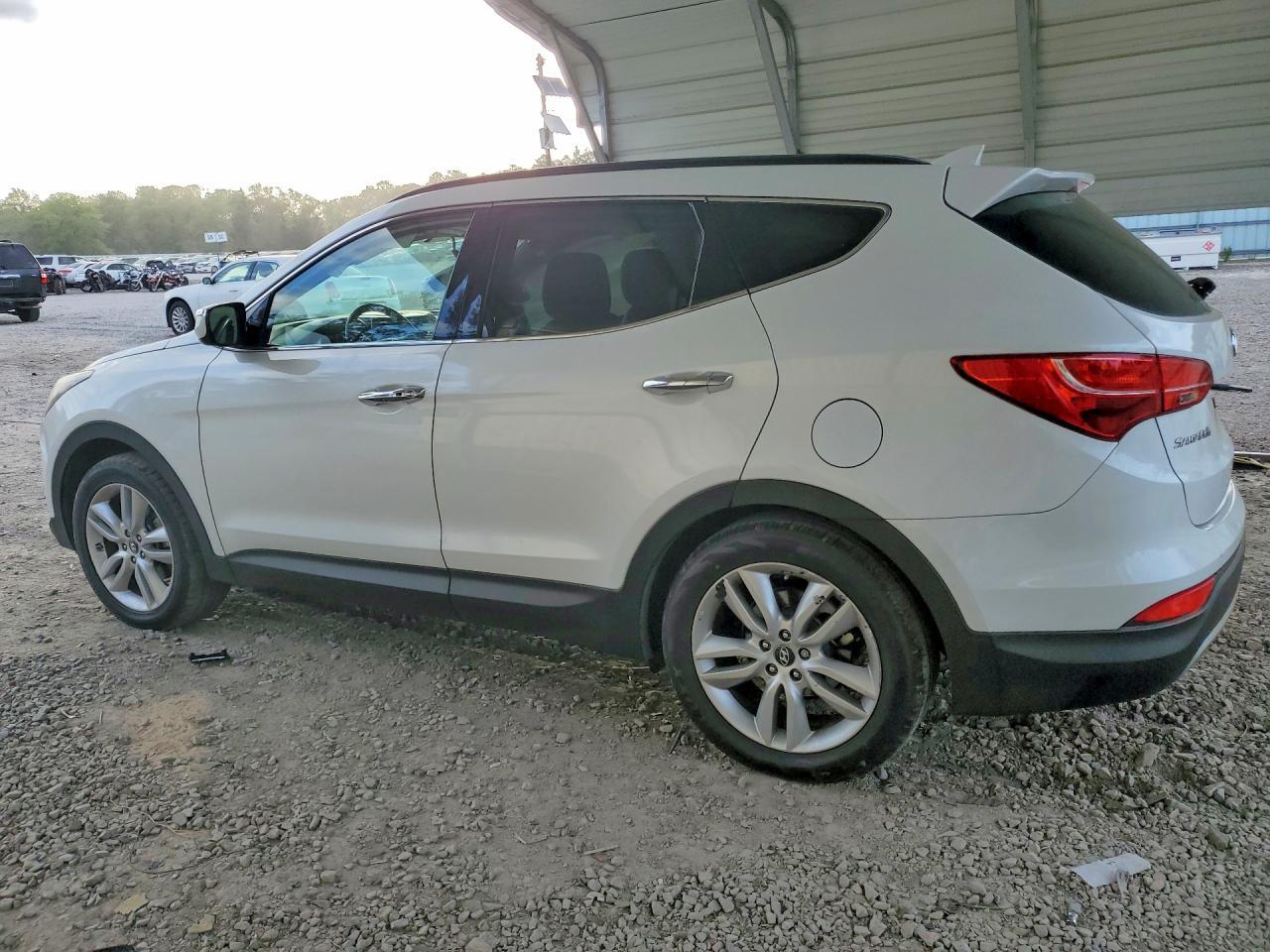 2013 Hyundai Santa Fe Sport 2.0T - Image 2
