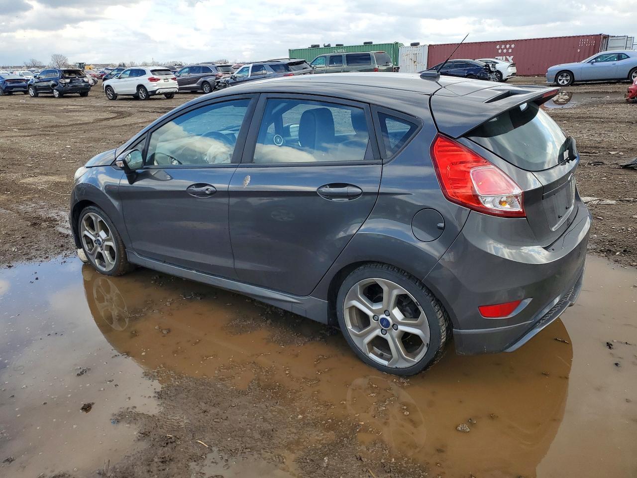 2017 Ford Fiesta St - Фото 2