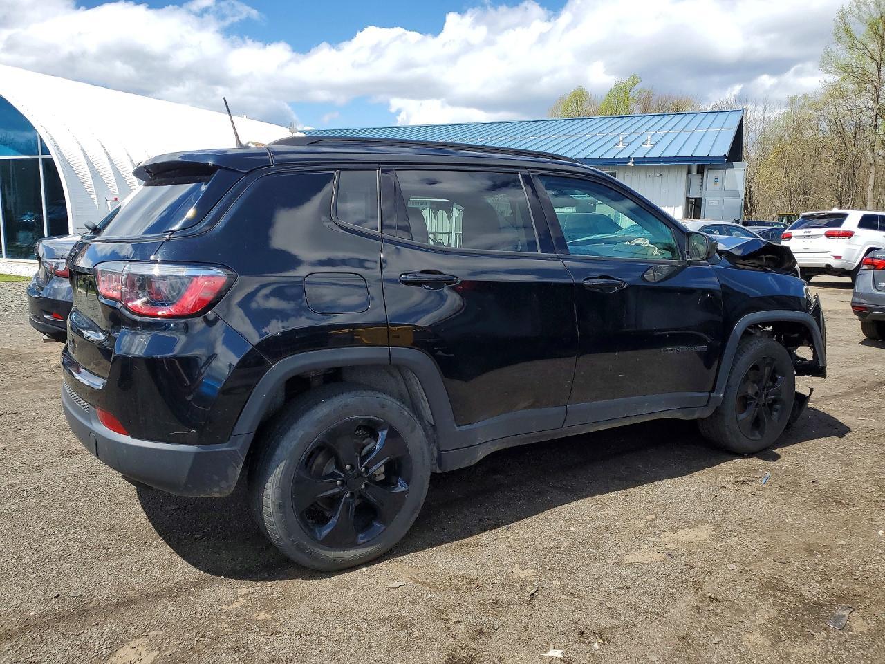 2021 Jeep Compass Latitude - Image 3