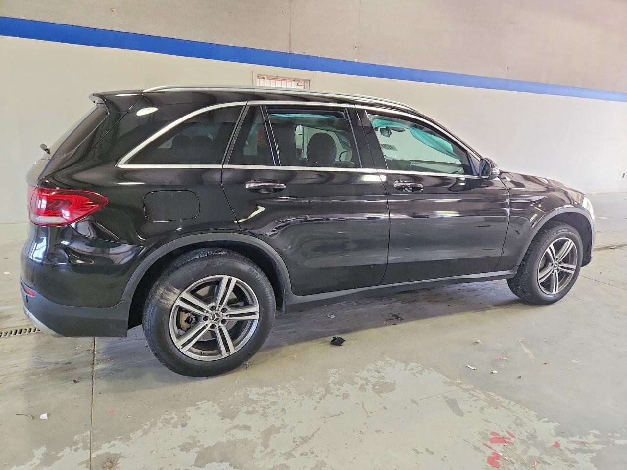 2020 Mercedes-Benz Glc 300 - Фото 3
