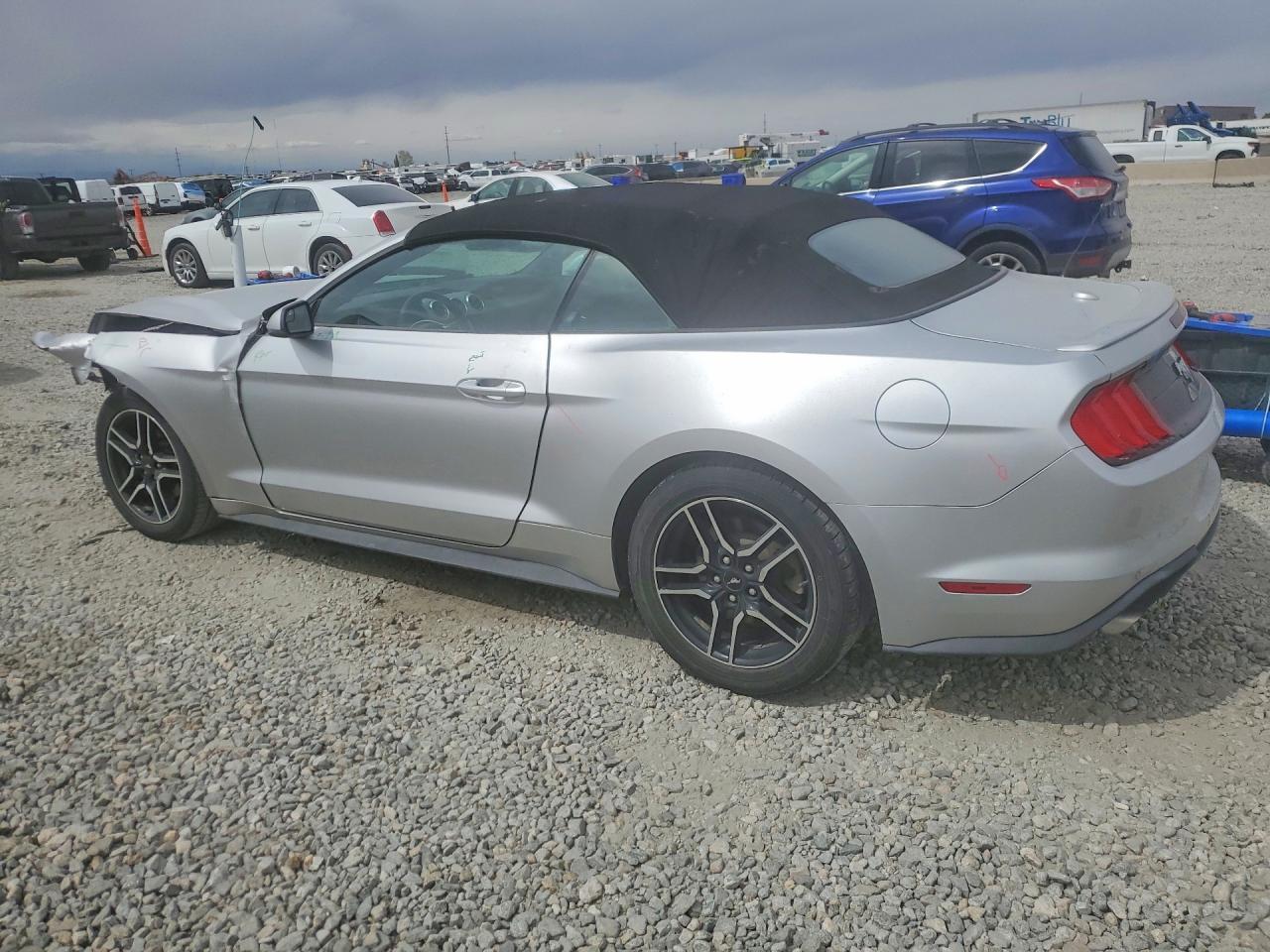 2019 Ford Mustang - Image 2