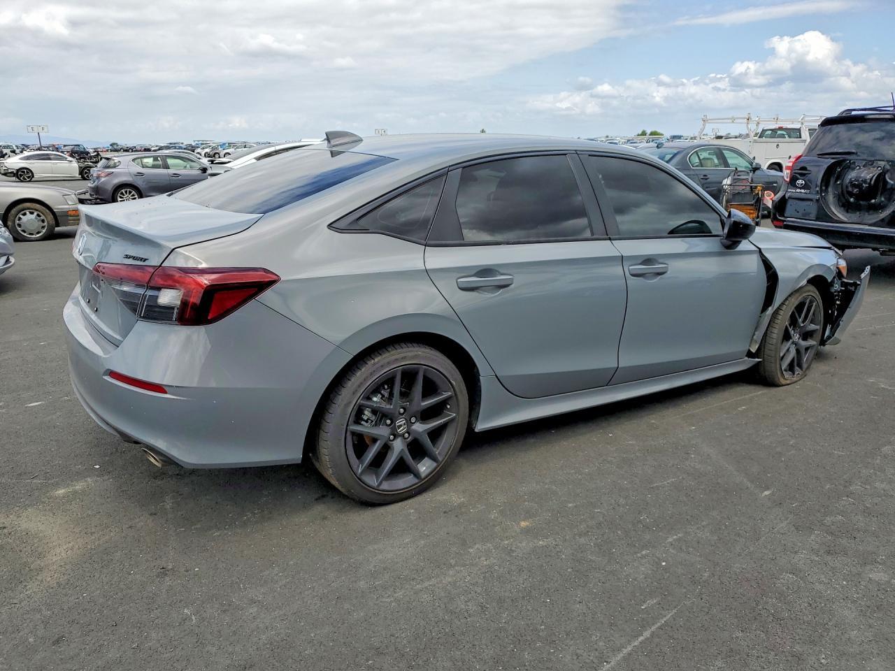 2026 Honda Civic Sport - Фото 3