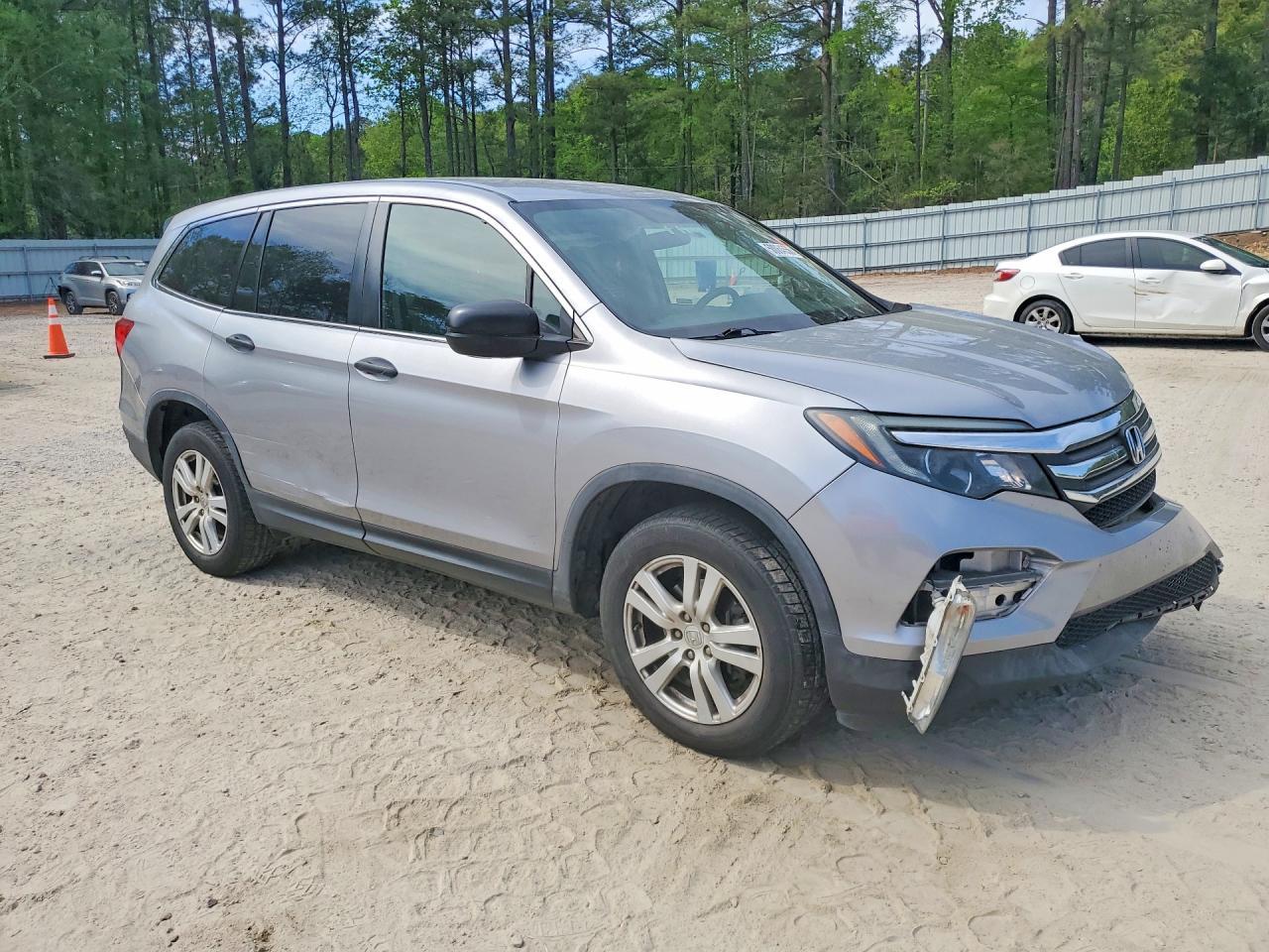 2018 Honda Pilot Lx - Image 4