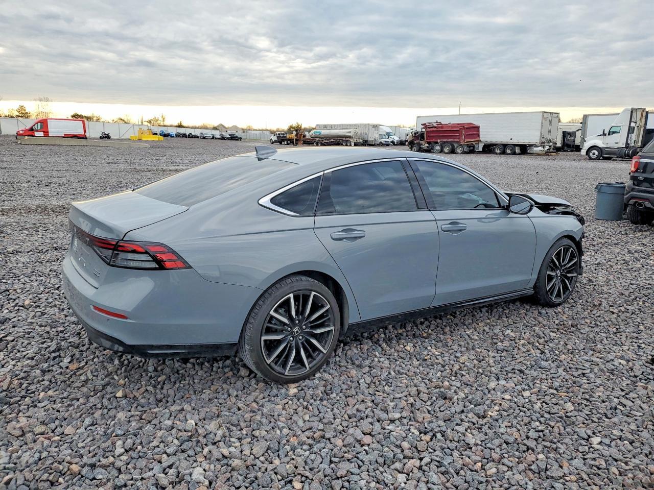 2024 Honda Accord Touring Hybrid - Image 3