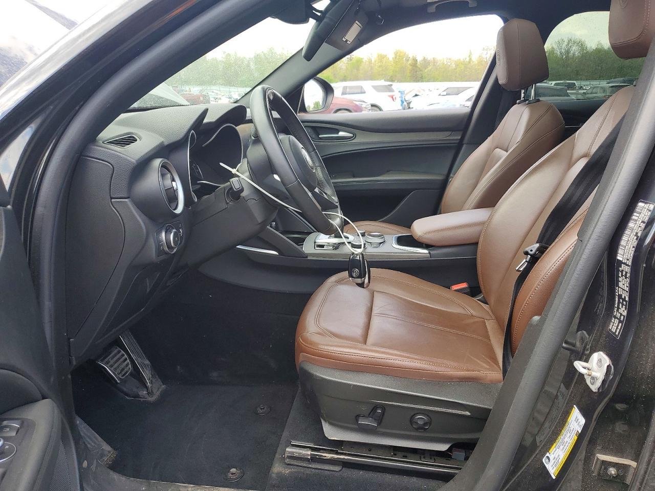 2022 Alfa Romeo Stelvio Ti - Фото 7