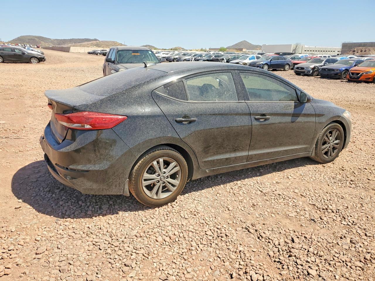 2018 Hyundai Elantra Sel - Image 3