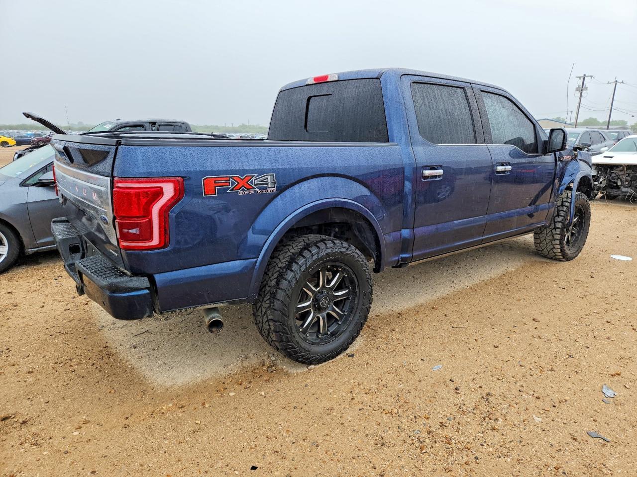 2015 Ford F150 Supercrew - Фото 3