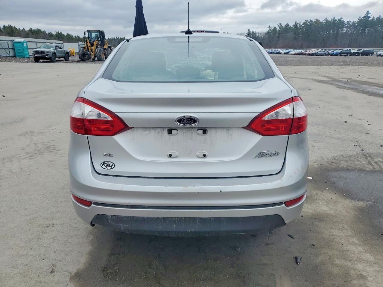 2017 Ford Fiesta Se - Image 6