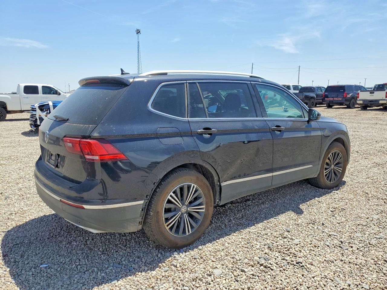2019 Volkswagen Tiguan Se - Фото 3