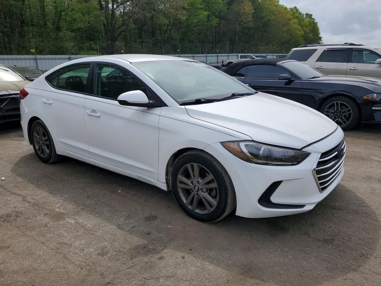 2018 Hyundai Elantra Sel - Фото 4