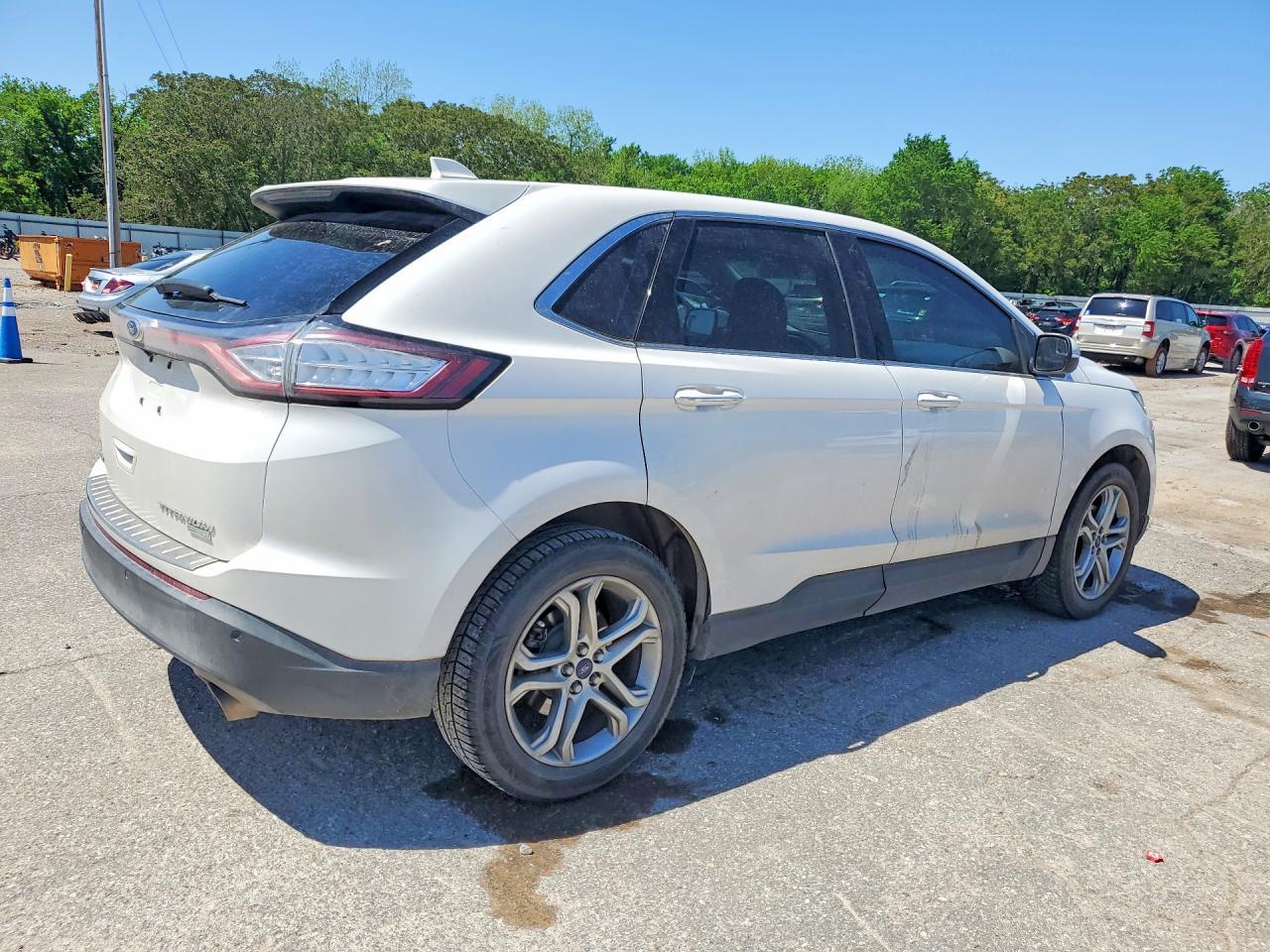 2015 Ford Edge Titanium - Фото 3