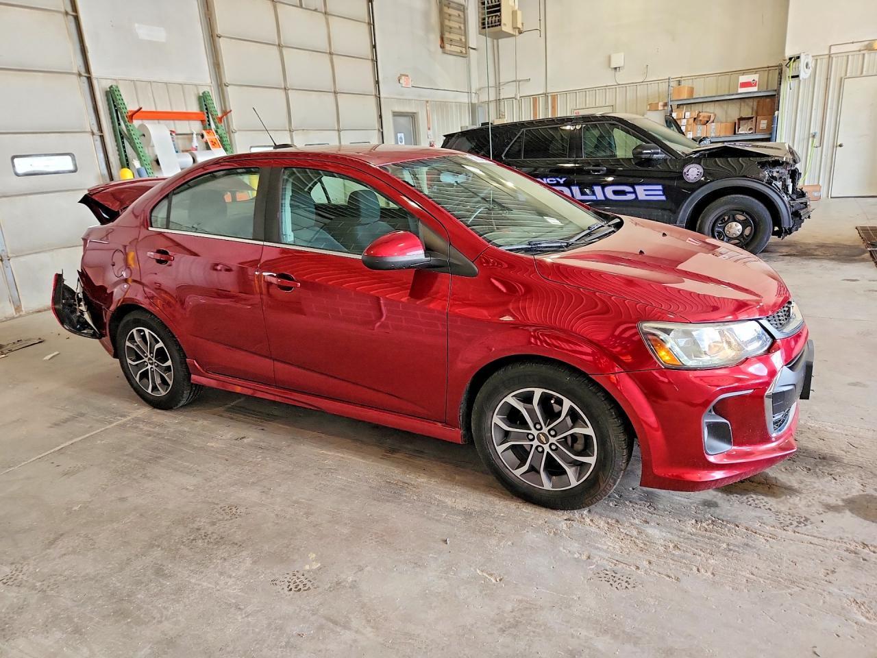 2017 Chevrolet Sonic Lt - Фото 4