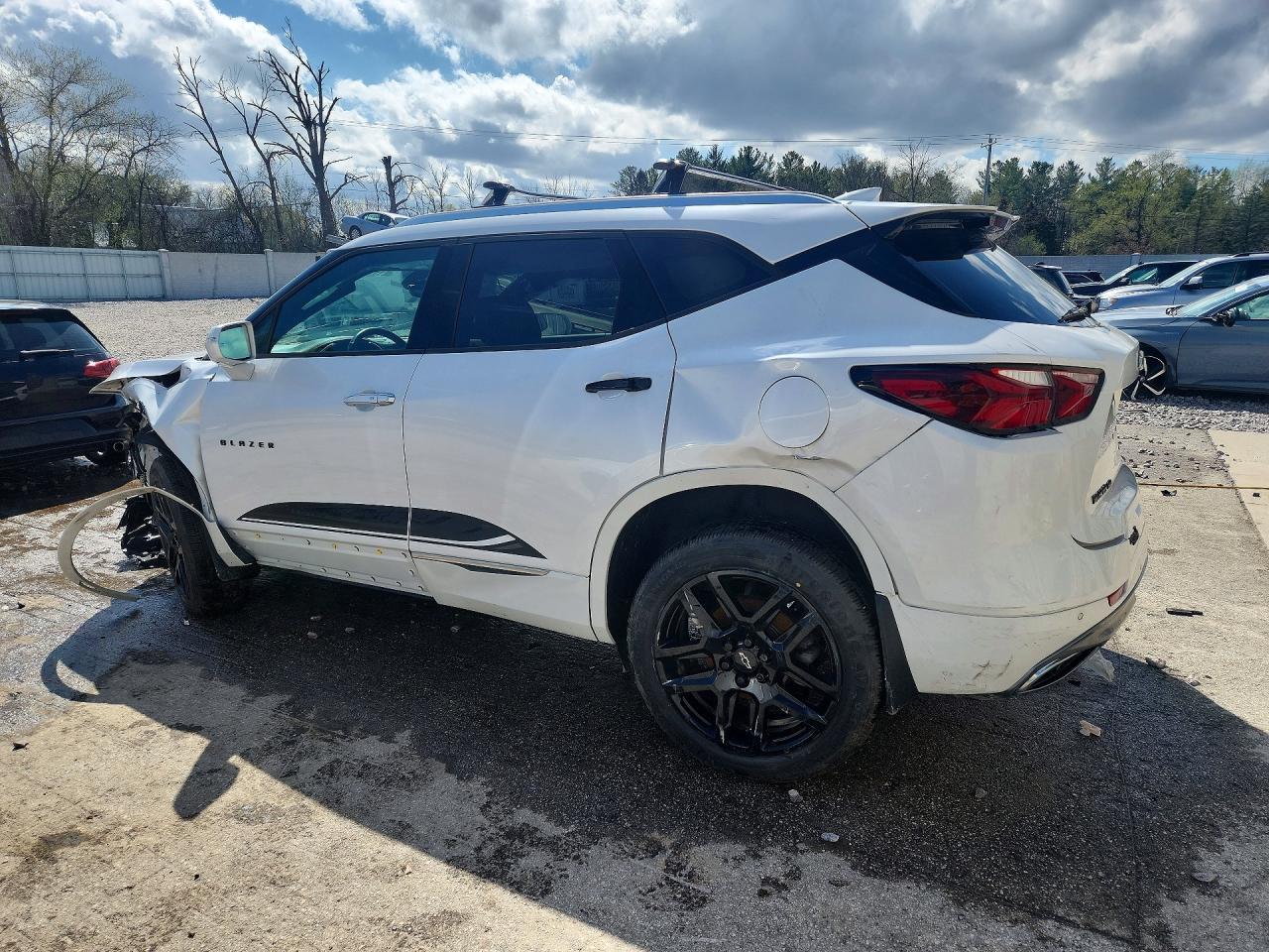2020 Chevrolet Blazer Premier - Image 2