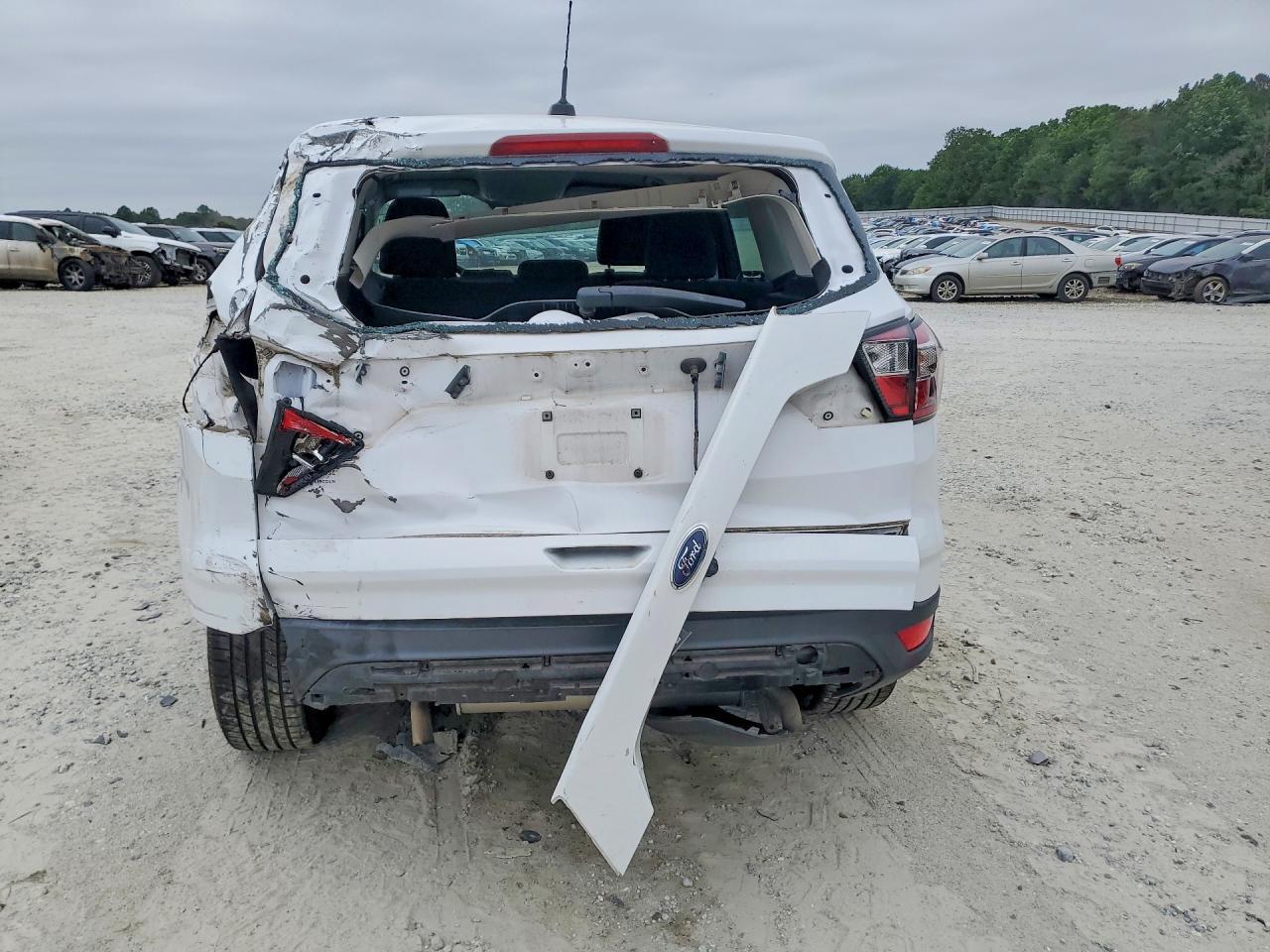 2017 Ford Escape - Фото 6