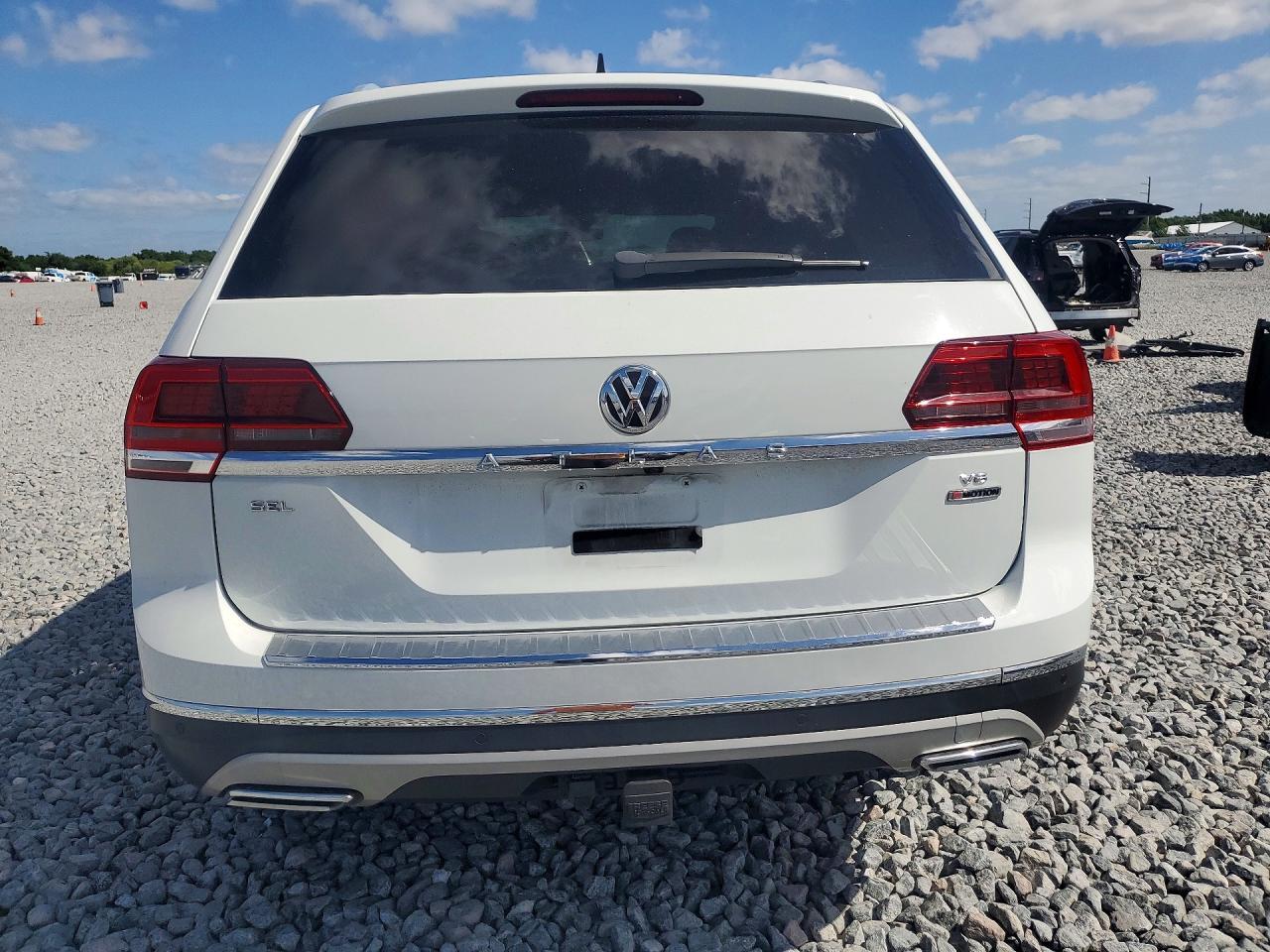 2018 Volkswagen Atlas Sel Premium - Image 6