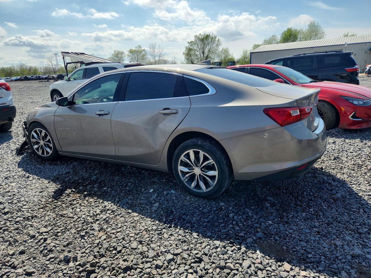 2023 Chevrolet Malibu Lt - Фото 2