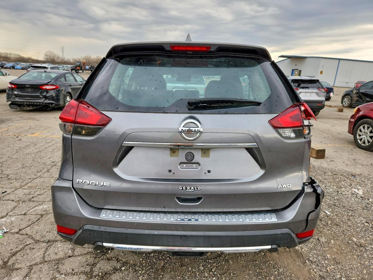 2018 Nissan Rogue S - Image 6