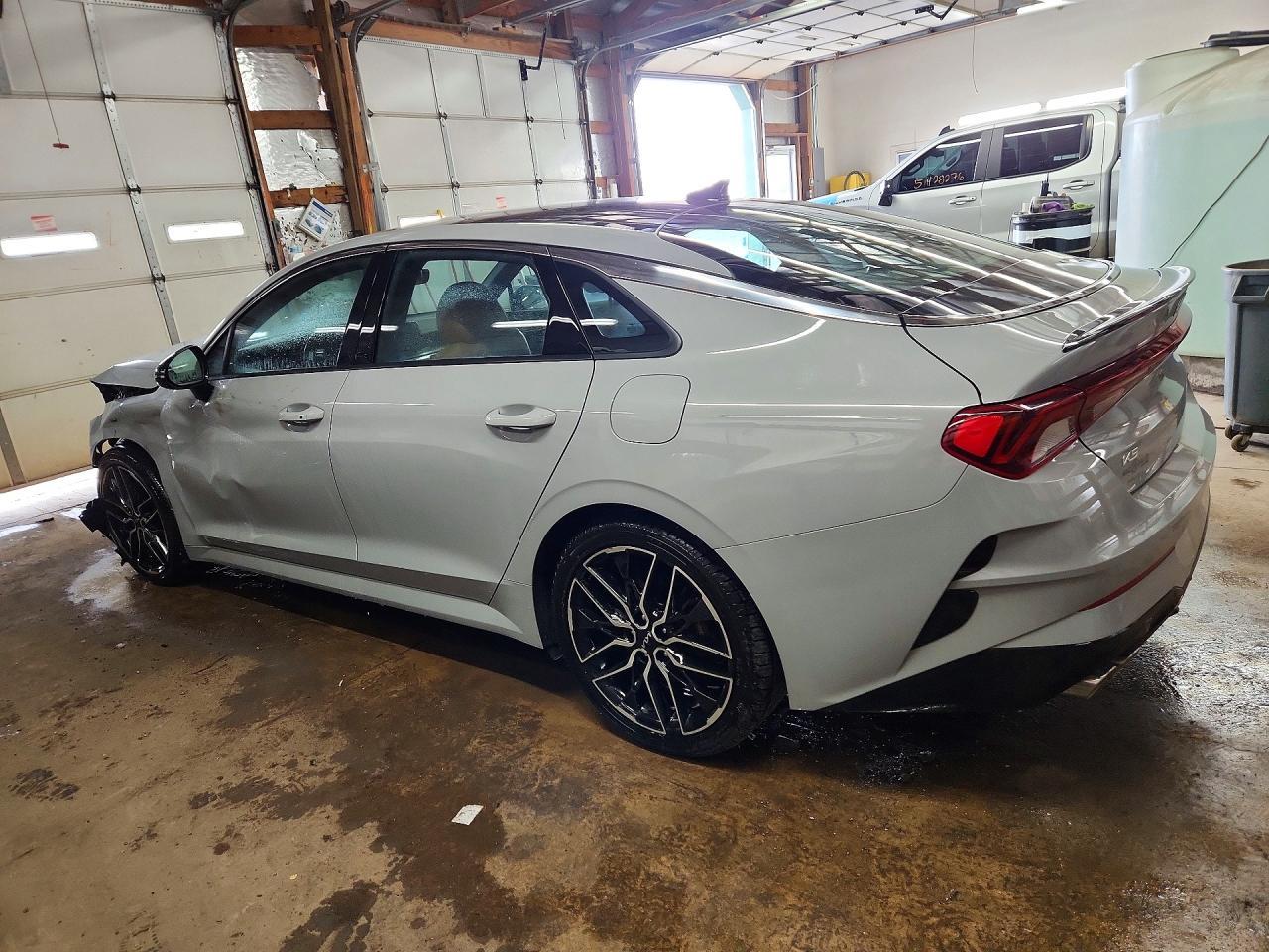 2024 Kia K5 Gt - Фото 2