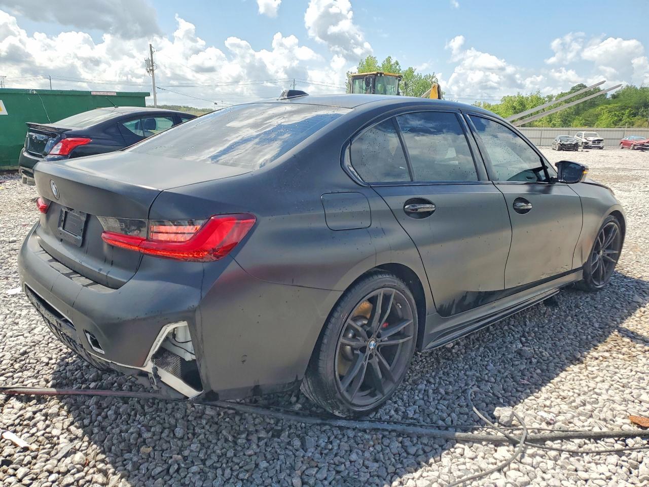 2023 BMW M340I - Фото 3