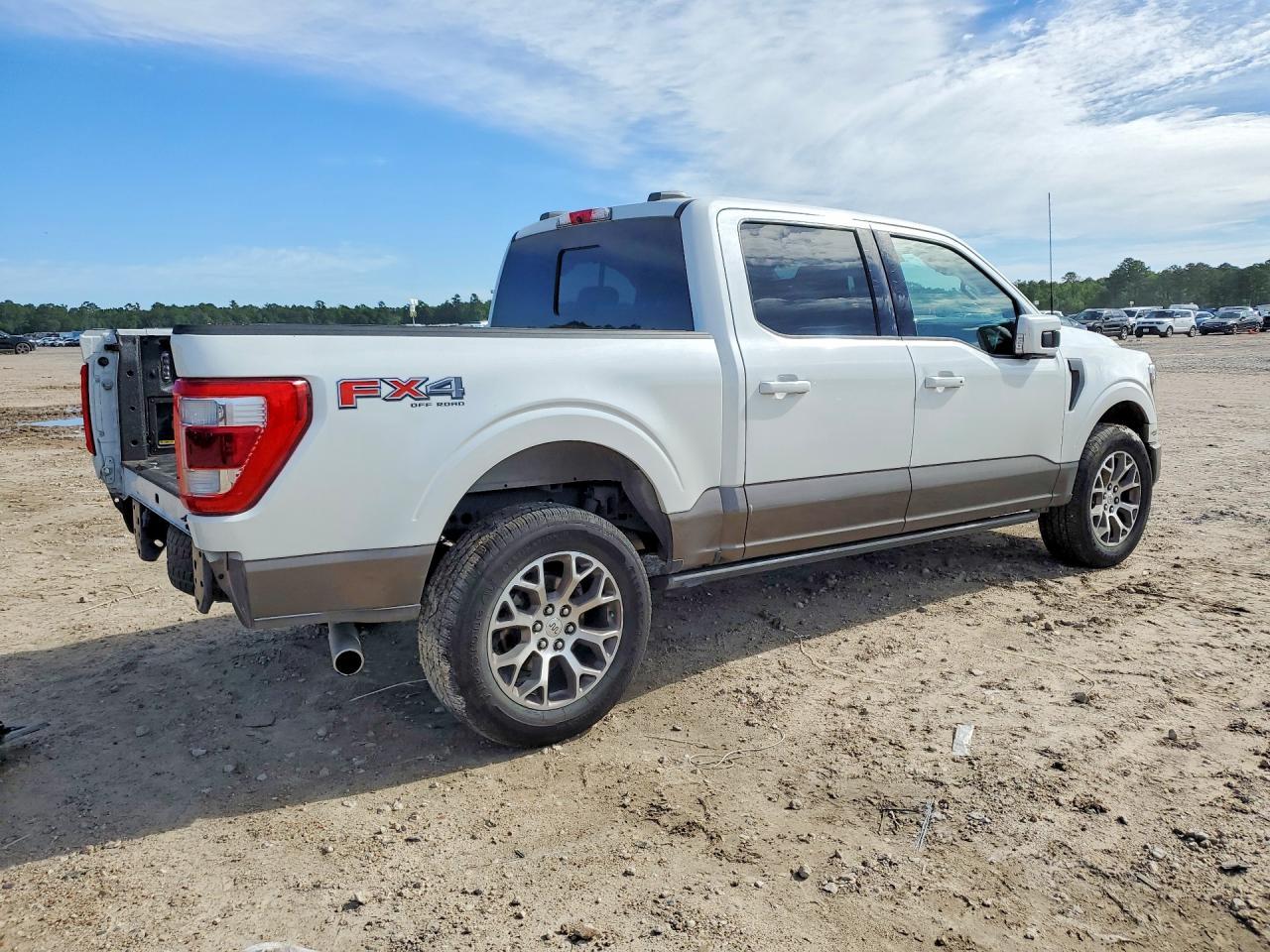 2022 Ford F150 Supercrew - Фото 3