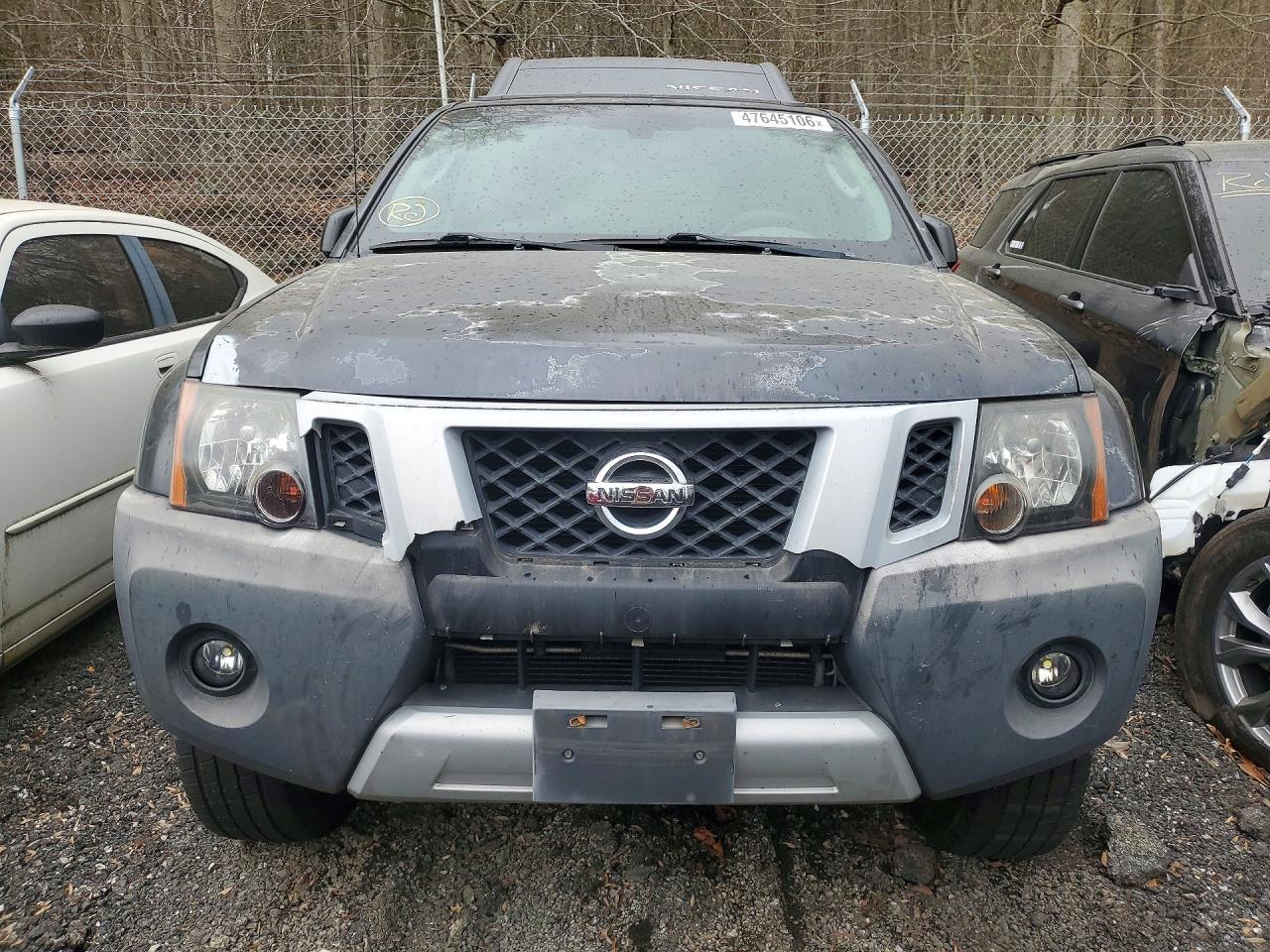 2010 Nissan Xterra X - Image 5
